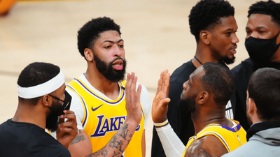 Report: LeBron, Ham Agree Lakers’ Offense Will Run Through Davis