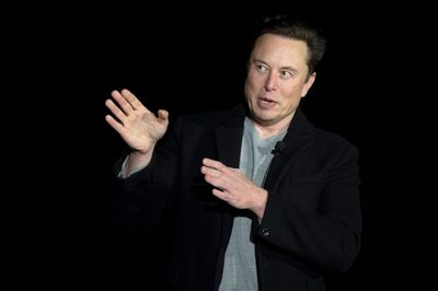 Elon Musk sells nearly $7 billion worth of Tesla shares: document