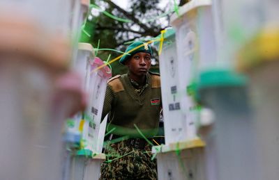 Early signs show tight Kenyan presidential election