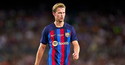 Frenkie de Jong makes Chelsea transfer confession to Barcelona dressing room as Man United lurk