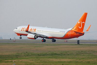 Jeju Air reduces Jeju-Bangkok flights amid surge in illegal migrant workers