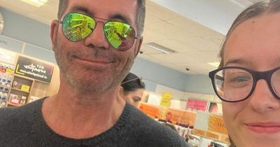 Simon Cowell is real-life Mr Nice as he poses for selfies and insists on paying for drinks