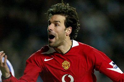 Rangers tried to sign Ruud van Nistelrooy before Man United switch, says Dick Advocaat