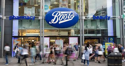 Boots announce £25 sale to celebrate 25 years of the Advantage Card which includes premium beauty and fragrance