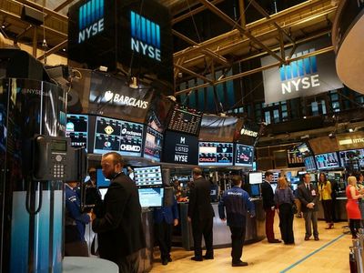 US Stock Futures Edge Higher; All Eyes On Inflation Data