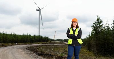 First turbine installed at Scottish wind farm extension