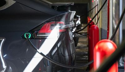 Illinois gearing up for significant investment in EV charging network along highways