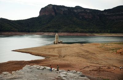 'Hitting rock bottom' - drought, heat drain Spanish reservoirs