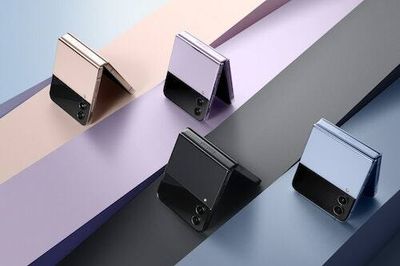 The Galaxy Z Flip 4 is Samsung’s most popular foldable, all grown up