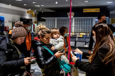 Immigration to Israel from Ukraine, Russia jumps amid conflict