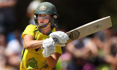 Women’s Hundred returns with new stars but prime-time pressure