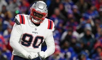 Richard Seymour appears blown away by Patriots DT Christian Barmore