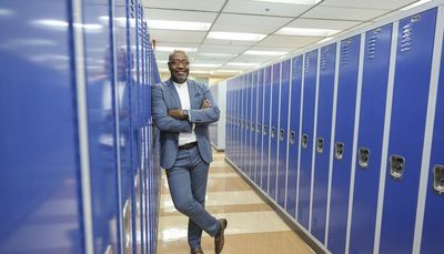 Whitney Young H.S. selects new principal, only its 4th in 47 years, to replace retiring Joyce Kenner