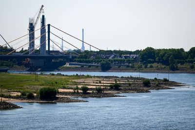 Low Rhine deepens Germany's energy crisis