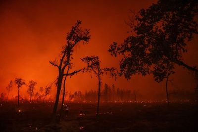 Firefighters battle to contain ‘monster’ wildfire in southwest France