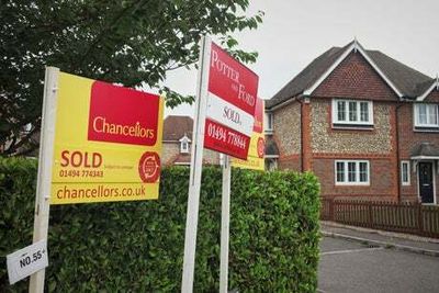 Flight to suburbs and beyond now looks a bit bumpy