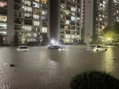 Seoul moves to ban cramped basement flats after flood deaths