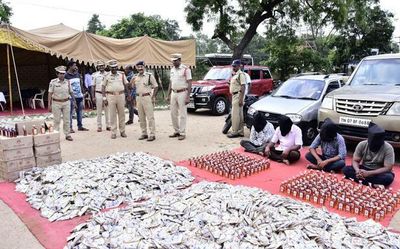 Andhra Pradesh: Four held, liquor and vehicles worth ₹25 lakh seized