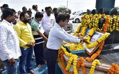 Andhra Pradesh: Memorial will be set up Salt Satyagraha site of Devarampadu, says Prakasam Collector