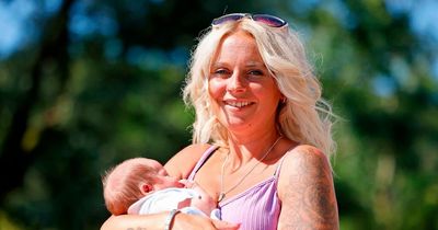 Mum goes into labour while enjoying a hot day on the beach