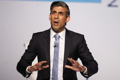 Rishi Sunak unveils ‘three-part plan’ to help Britons through energy crisis