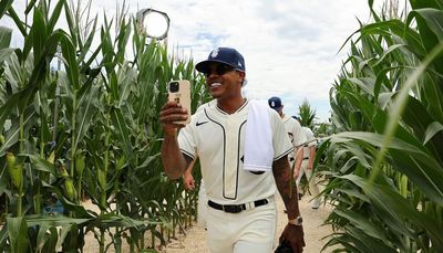 Cubs’ Marcus Stroman pitches idea for next Field Of Dreams-type event