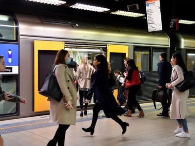 No end to NSW train strikes as talks go on