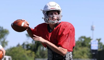 No. 9 Warren looks to quarterback Adam Behrens to revitalize offense