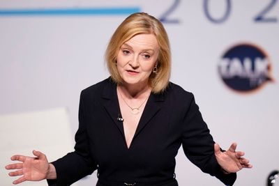 Tory leadership – live: Liz Truss civil service anti-semitism claims ‘abhorrent’