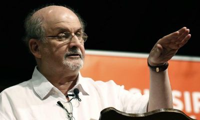 Salman Rushdie is on ventilator and may lose an eye after attack, agent says – as it happened