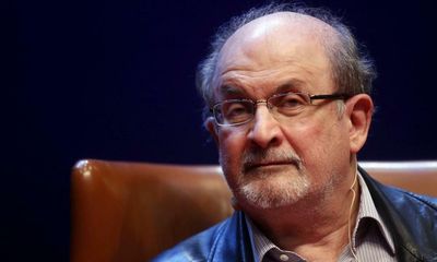 ‘This is shocking’: writers and celebrities horrified by Salman Rushdie attack