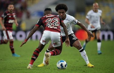 Willian leaves Corinthians following death threats