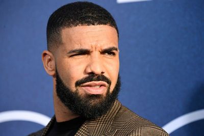 Drake appears to debut new face tattoo dedicated to his mother