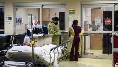 Cook County back down to medium COVID-19 risk level, but hospitalizations and deaths high across Illinois