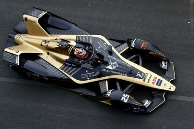 Seoul E-Prix: Vergne leads red-flagged second practice