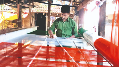 Andhra Pradesh: Weaver wants his unique flag unfurled from Red Fort