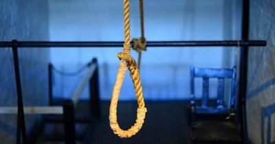 Crowd of 200 gathered for execution of man who drowned his young niece