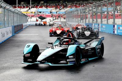 Seoul E-Prix: Evans wins to keep Formula E title hopes alive
