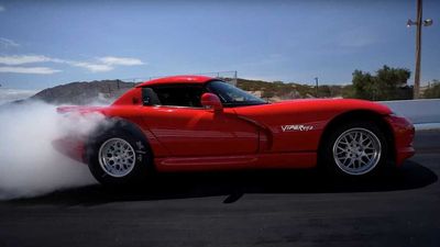 Dodge Viper With Hellcat Redeye Swap Sounds Evil At The Drag Strip