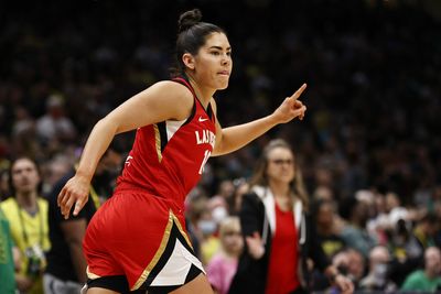 Kelsey Plum just did the sweetest thing for a fan with breast cancer who had meeting the Aces’ star on her bucket list