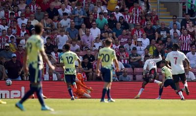 Late Kyle Walker-Peters strike earns Southampton draw against Leeds