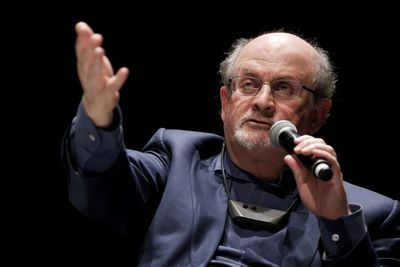 Salman Rushdie attack: Suspect charged with attempted murder