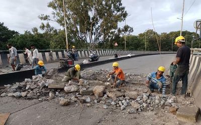 Closure of flyover: Motorists on ORR go through harrowing time