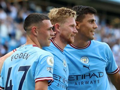 Kevin De Bruyne stars as Manchester City crush Bournemouth