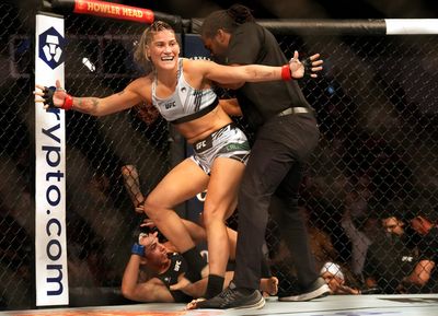 UFC on ESPN 41 video: Priscila Cachoeira runs through Ariane Lipski in just 65 seconds