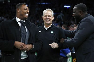 How champion Boston Celtics alumnus Kendrick Perkins made $1,500 doing pushups