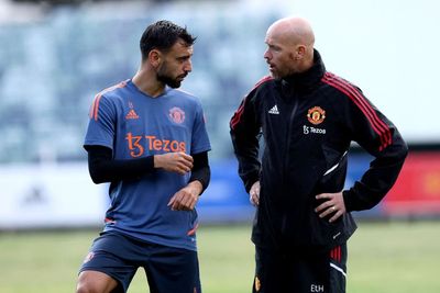 Erik ten Hag cancels Manchester United day off and summons players to training