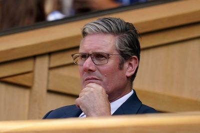 Keir Starmer 'will not apologise' for holiday and rules out nationalising energy firms
