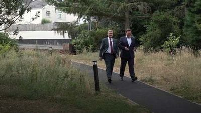 Starmer accuses Truss and Sunak of having no 'credible proposals' over energy crisis