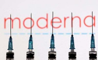 First Covid-19 jab to target two strains included in autumn booster programme